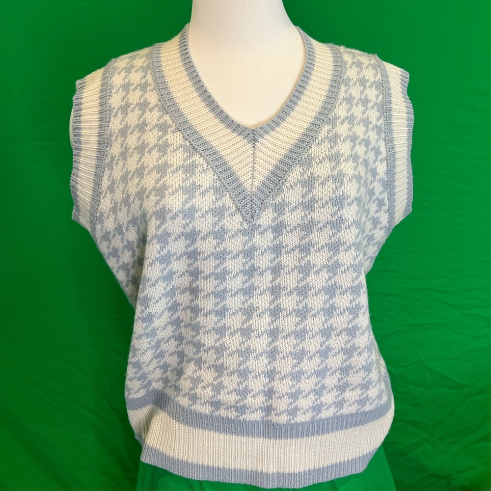 Women's Blue and White Houndstooth Sweater Vest
